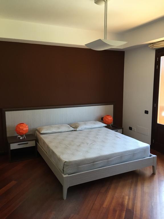 Almaresort B&B Rom Rum bild